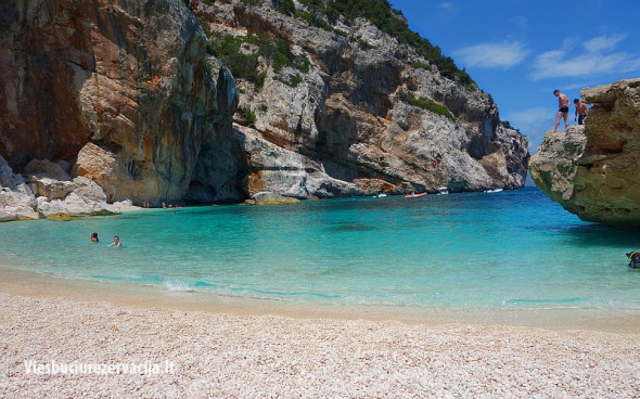 Cala Mariolu paplūdimys, Baunei, Sardinija, Italija