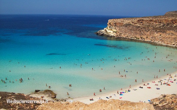 Gražiausi Europos paplūdimiai - Triušių paplūdimys Triušių paplūdimys, Rabbit beach, Lampedūzos sala, Italija