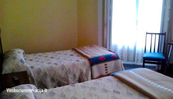 Pigus viešbutis Hostal Alonso Madride